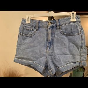 PacSun Denim Mom shorts! Size: 25 Color: Blue
